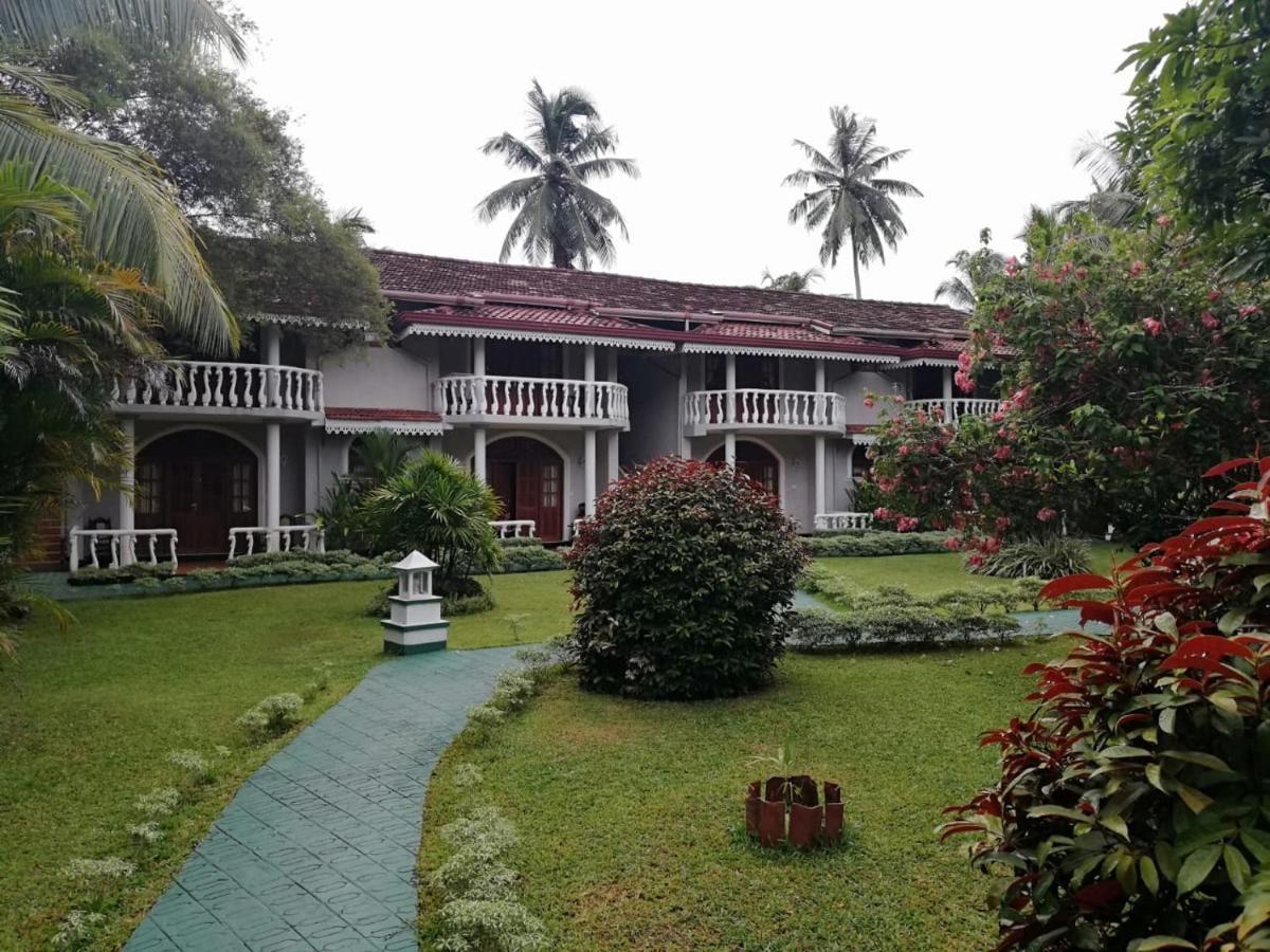 Bougain Villa Bentota Exterior photo